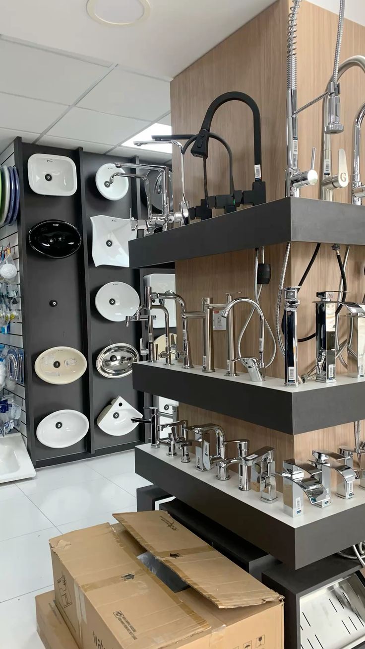 معرض القائد للأدوات الصحية — الجودة اللي تكمّل بيتك!