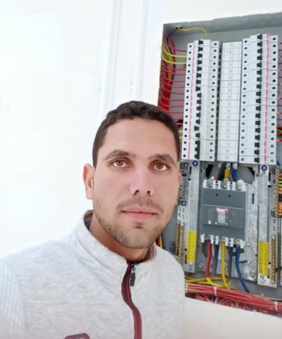 🔌 محتاج كهربائي شاطر؟ صيانة وتأسيس بأعلى جودة.